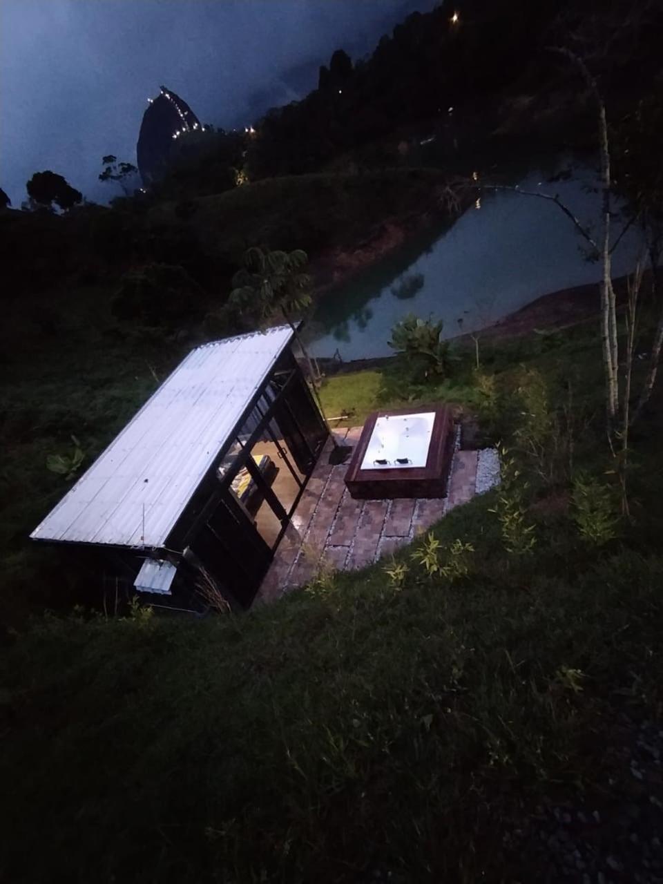 Cabana Privada Sin Prisa "Not Rush" Preciosa! Con Jacuzzi, Vista Y Acceso Directo Al Embalse, Vista A La Piedra , Deporte Acuatico Paddle Board And Breakfast Incluidos ! Imperdible Guatapé Exteriér fotografie